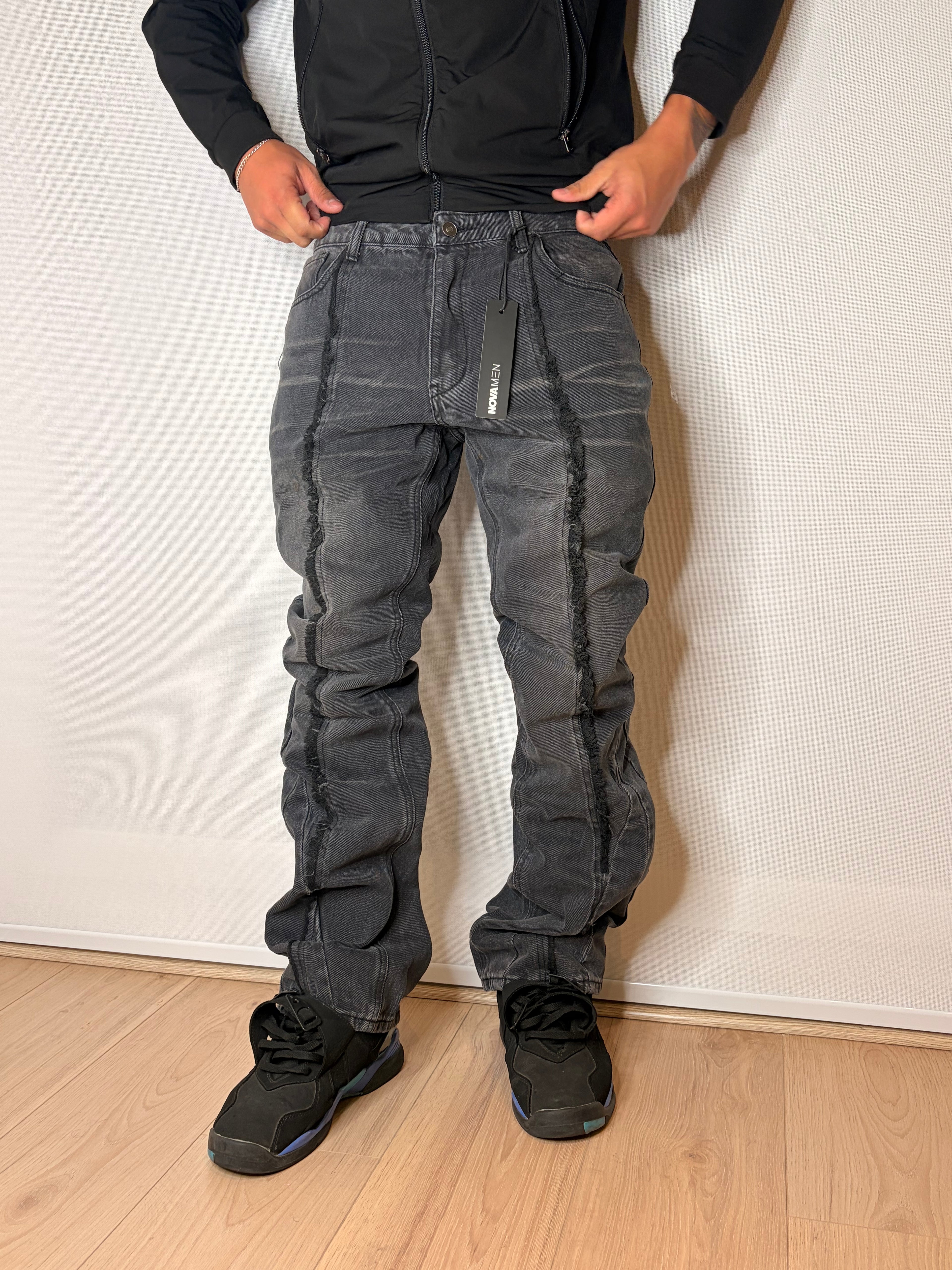 Jeans Flared — Washed Black