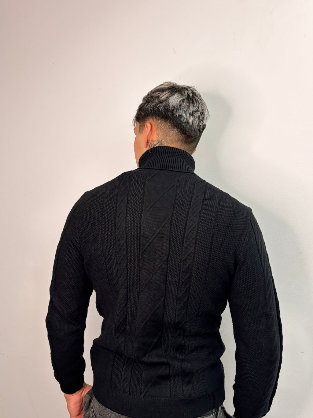 Sweater Cuello Alto — Knit
