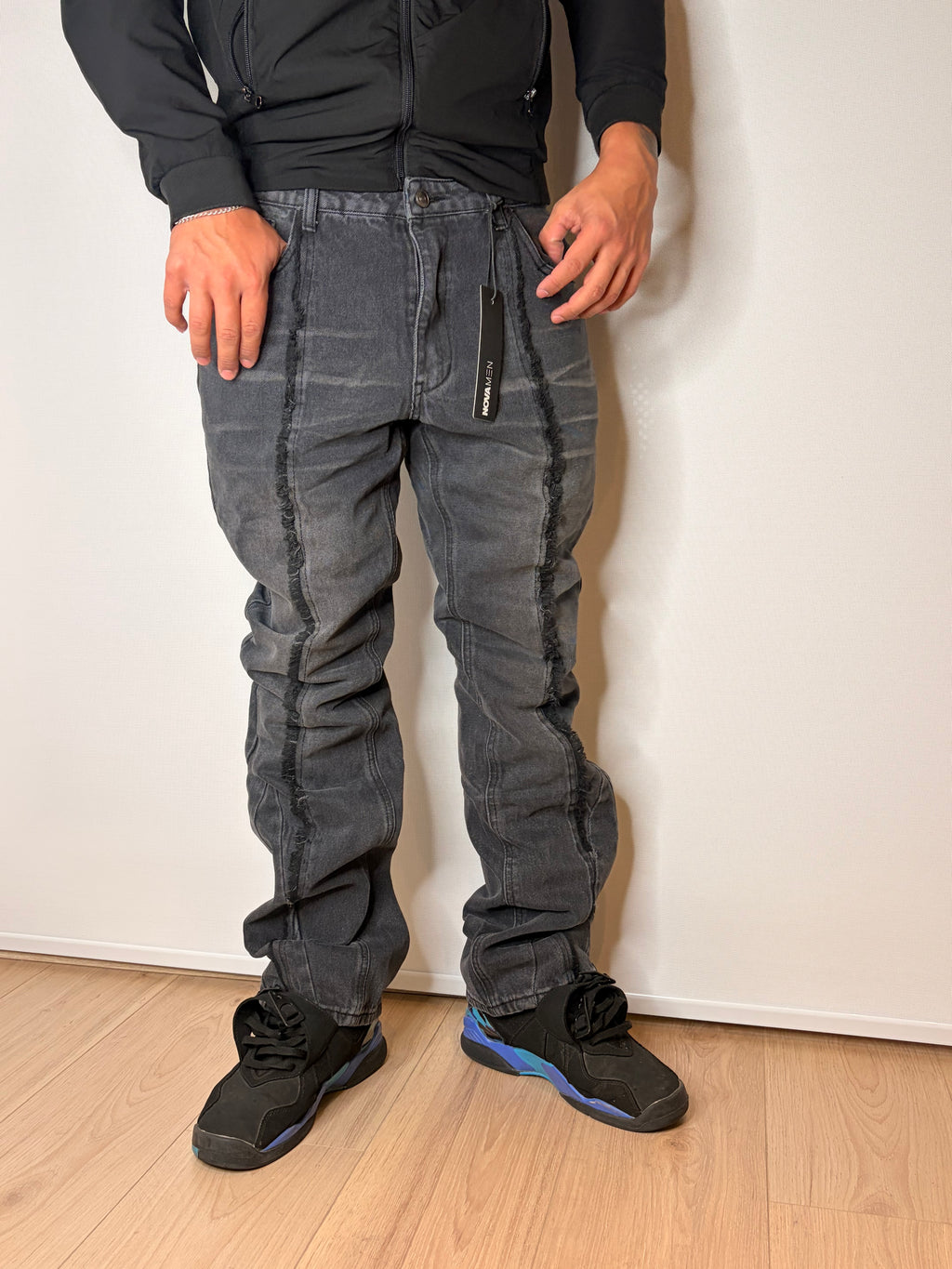 Jeans Flared — Washed Black