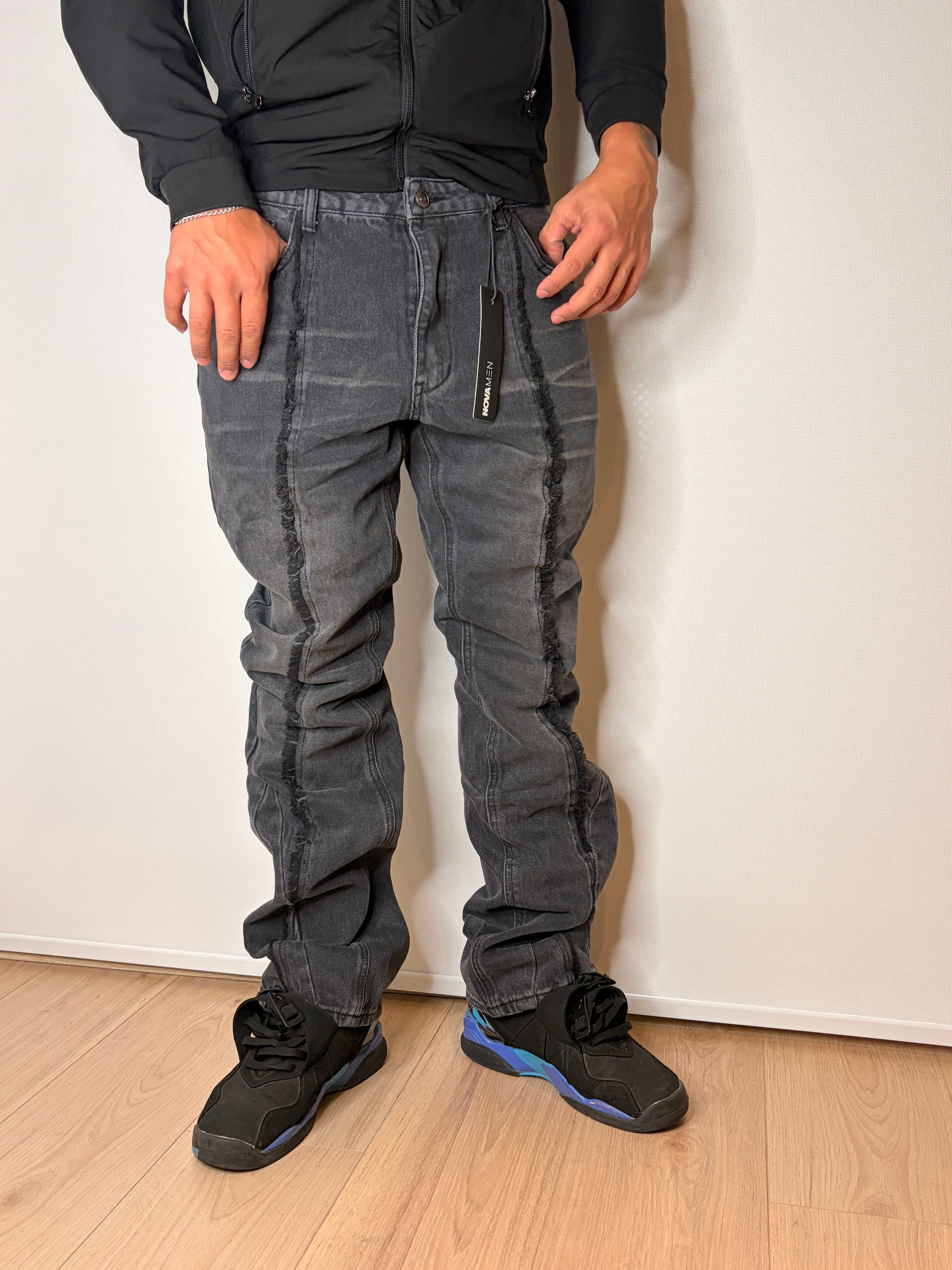 Jeans Flared — Washed Black