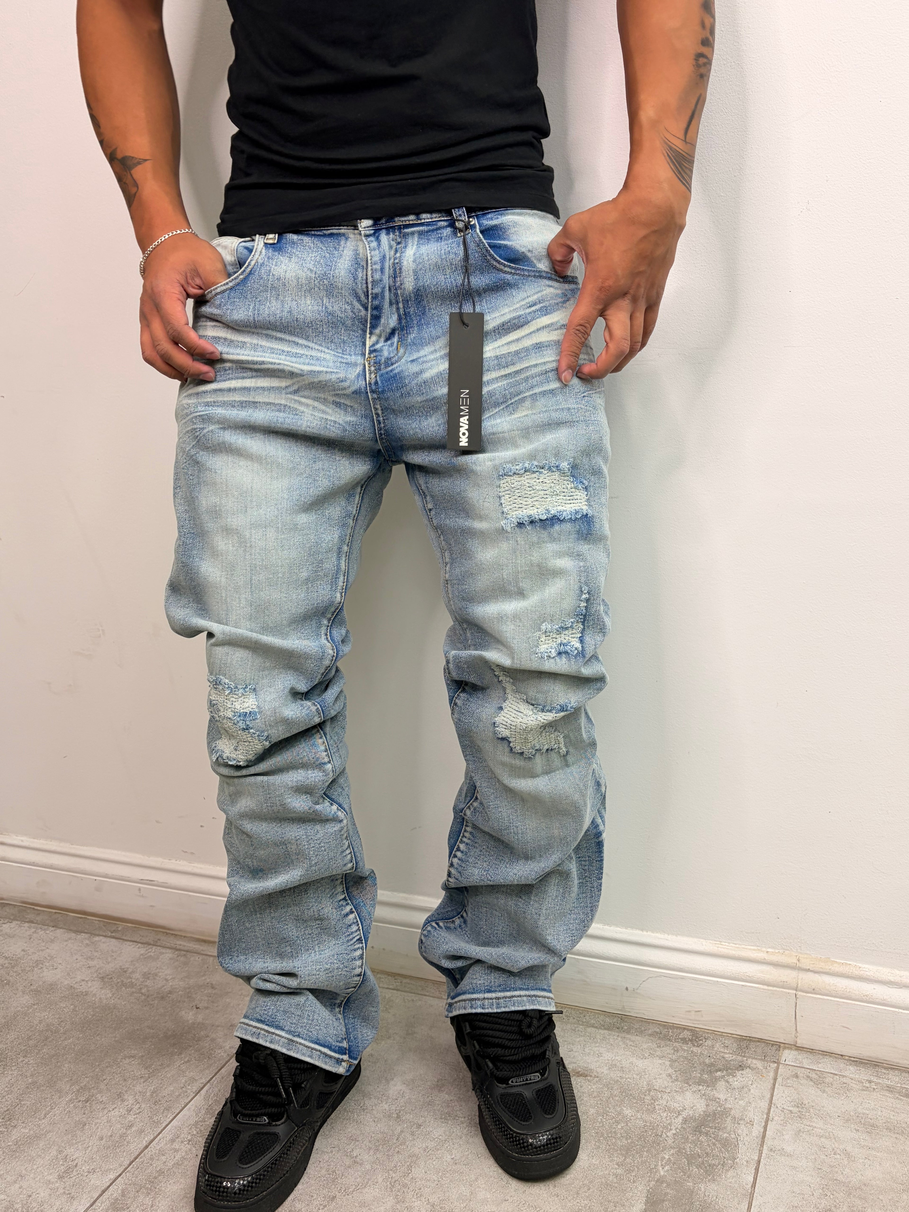Jeans Flared — Light Wash