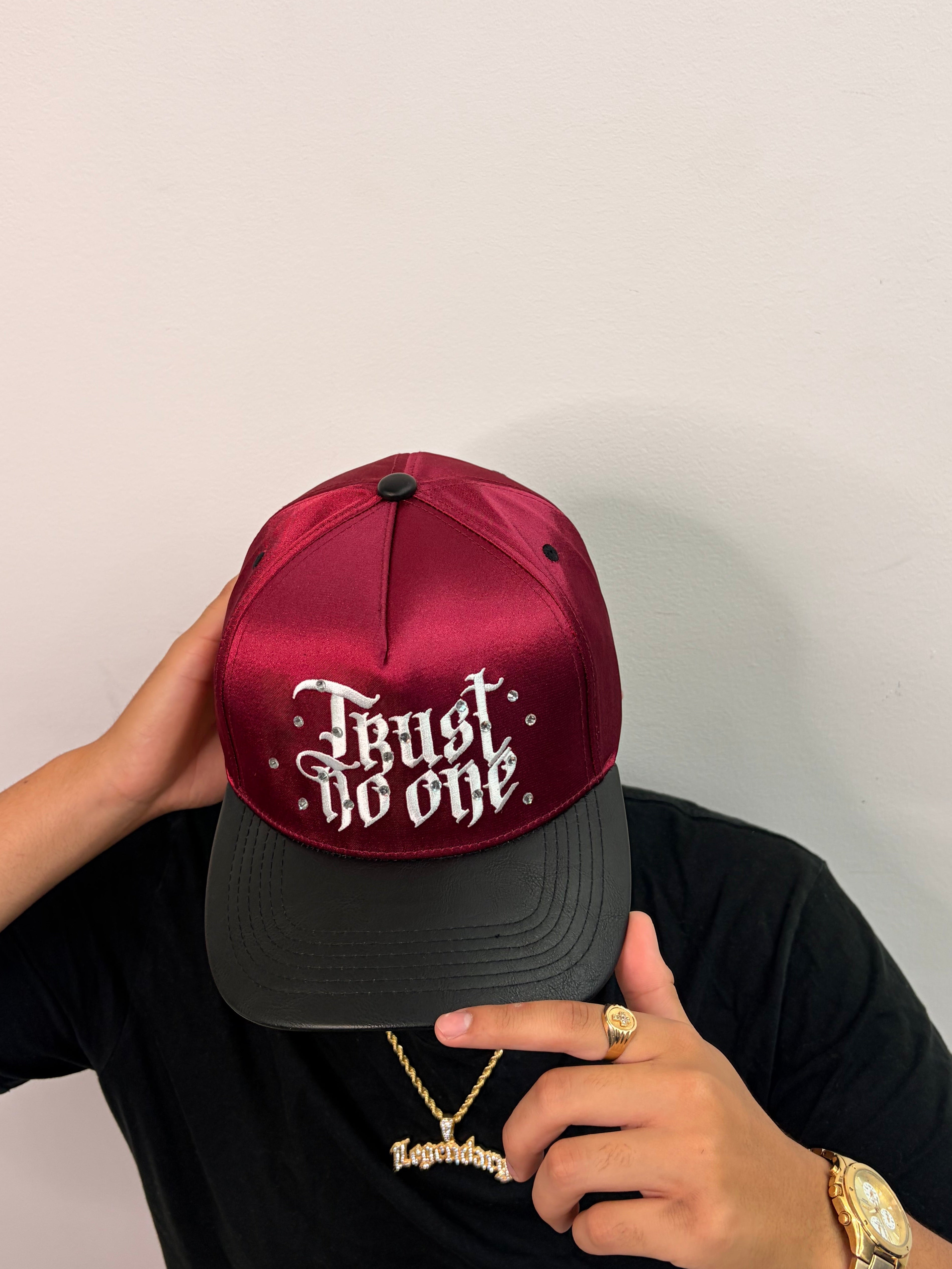 Gorro Satin Lined — Premium